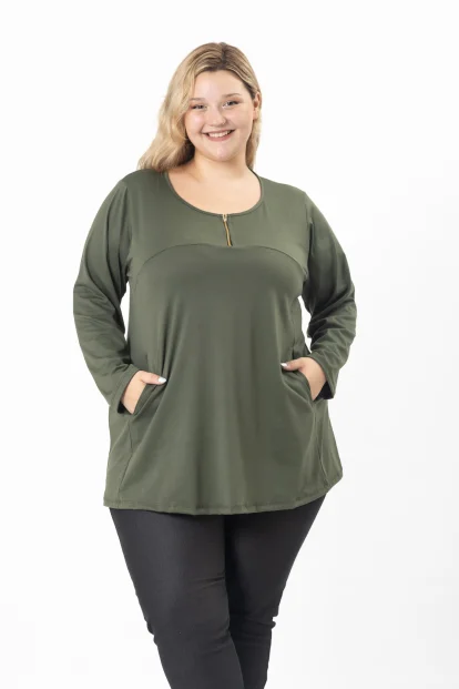 Remera con cierre